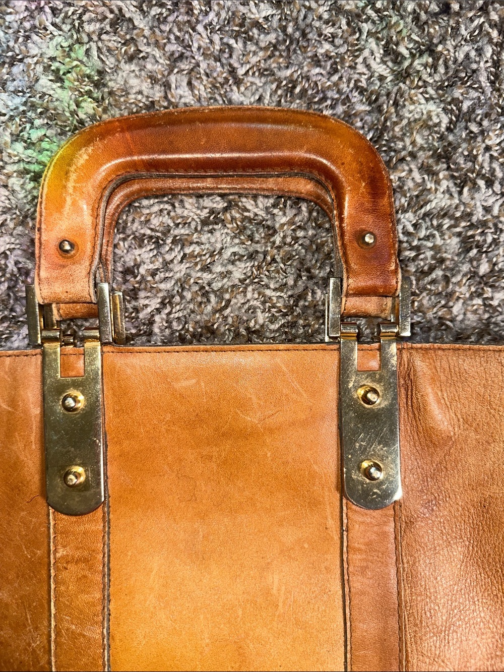 Men's Tan Leather Briefcase – Classic Professional Carry - Picture 3 of 7